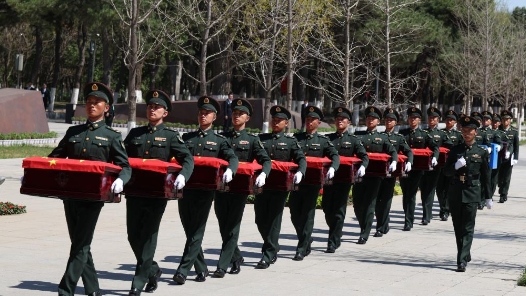 中国连续十三年迎回在韩志愿军烈士遗骸