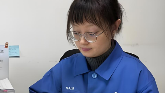 高凯莉：精湛技能守护“数字血脉”畅通