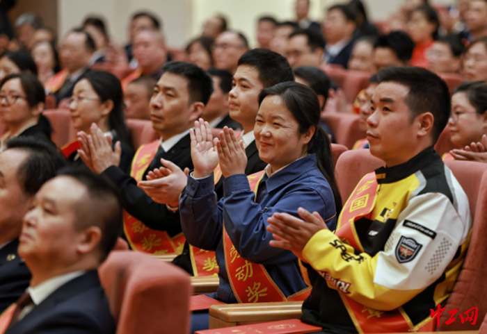 独家图片直击528