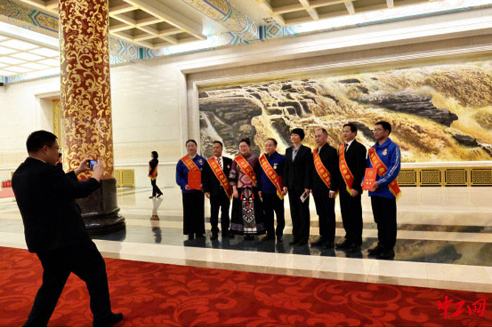 独家图片直击838