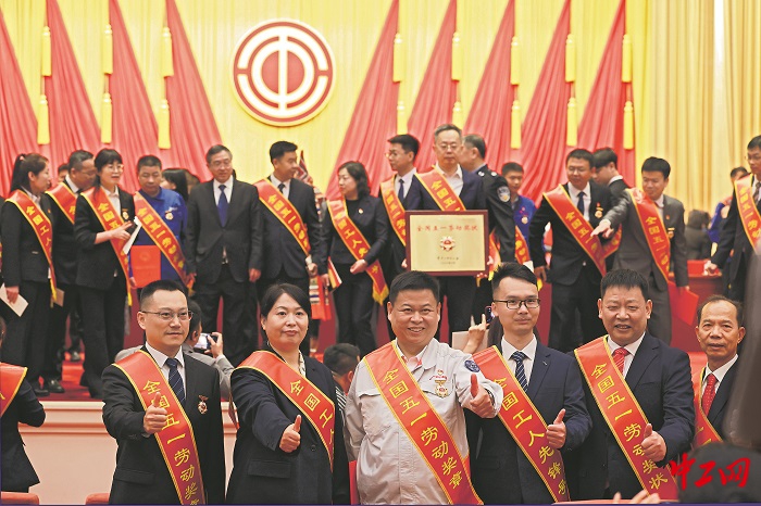 3423923_tpzz_1777461956623_b