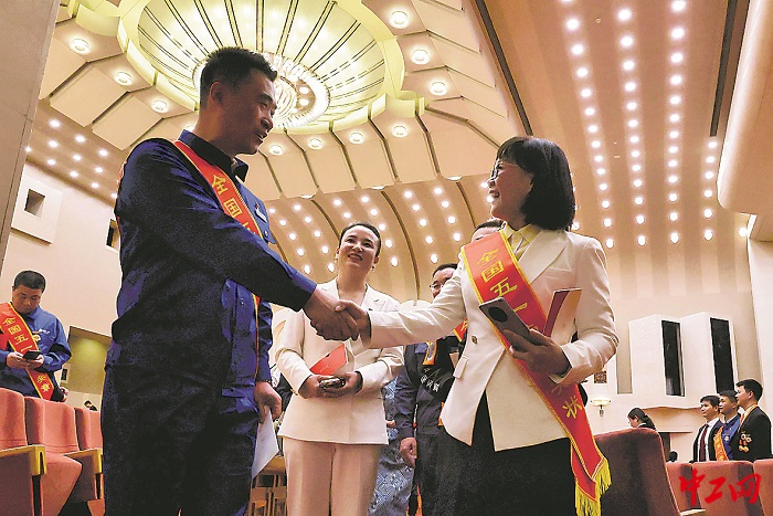 3423676_tpzz_1777450182110_b