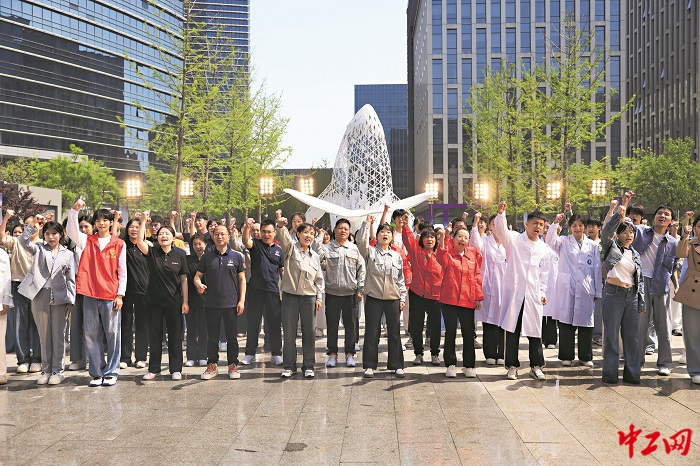 3423671_tpzz_1777451746458_b