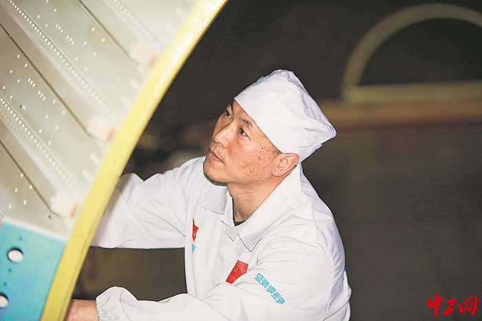 3423965_tpzz_1777473973902_b