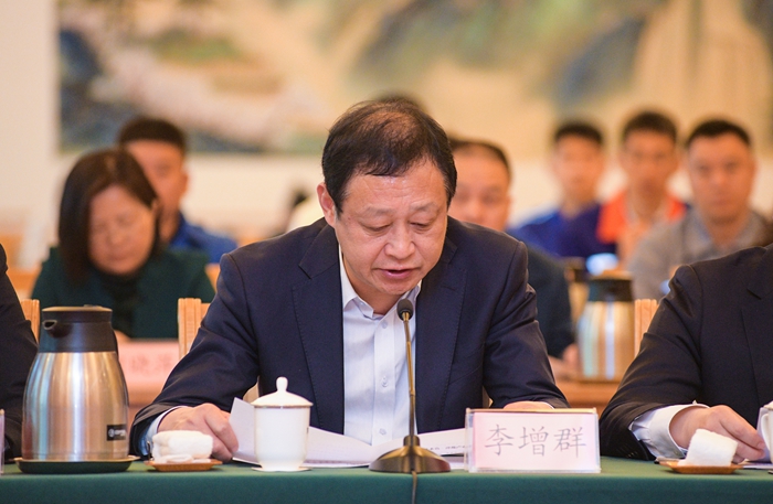 李增群