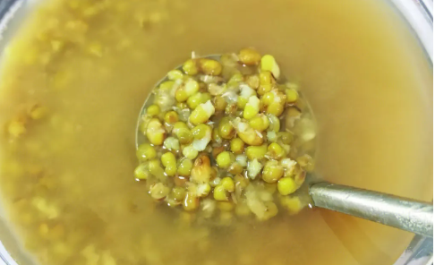 食遇二十四时｜养心祛湿安稳入夏，这碗应季养生粥正合适