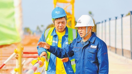全国五一劳动奖章获得者陈兴寨：踏遍河山 追风逐绿
