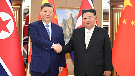 为中朝传统友谊注入新的时代内涵和强劲动力，习近平提出“四个坚持”