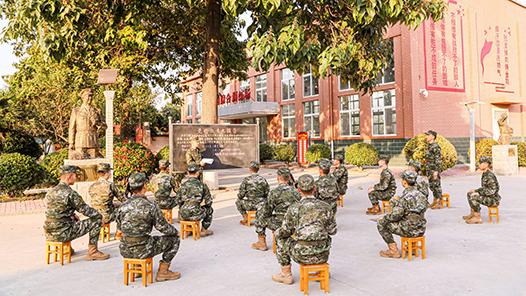 正确政绩观 践行在军营·记者实录｜仰望焦桐 躬身答卷