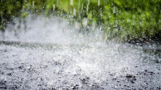 北京发布雷电黄色预警 局地伴有冰雹大风