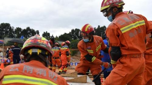 国家消防救援人员法草案将二审 明确其休息休假权利和职业健康保障