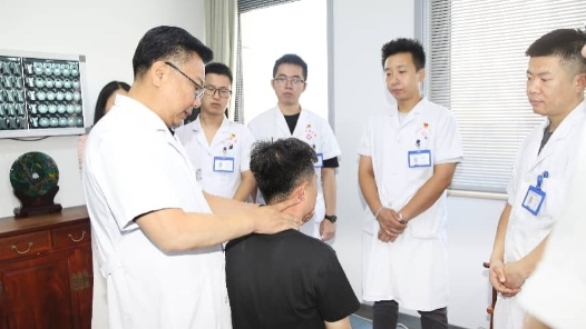 非手术矫正脊柱侧弯让2000余患者获益