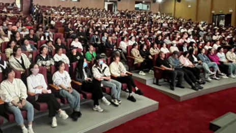 一场演出背后的“思想磁力场”