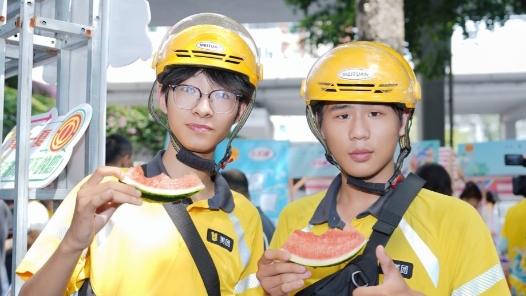 广东广州市总工会启动“清凉一夏”活动