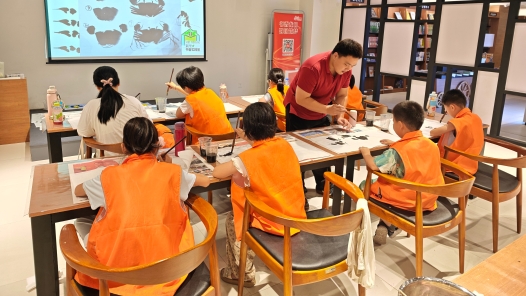 山东省龙口市各级工会暑期托管服务为职工解忧纾困