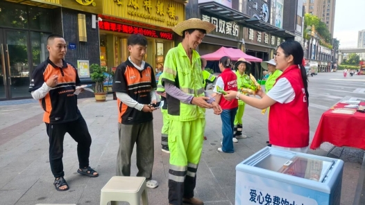 湖北十堰郧阳区总工会深化“当一天工会驿站站长”活动
