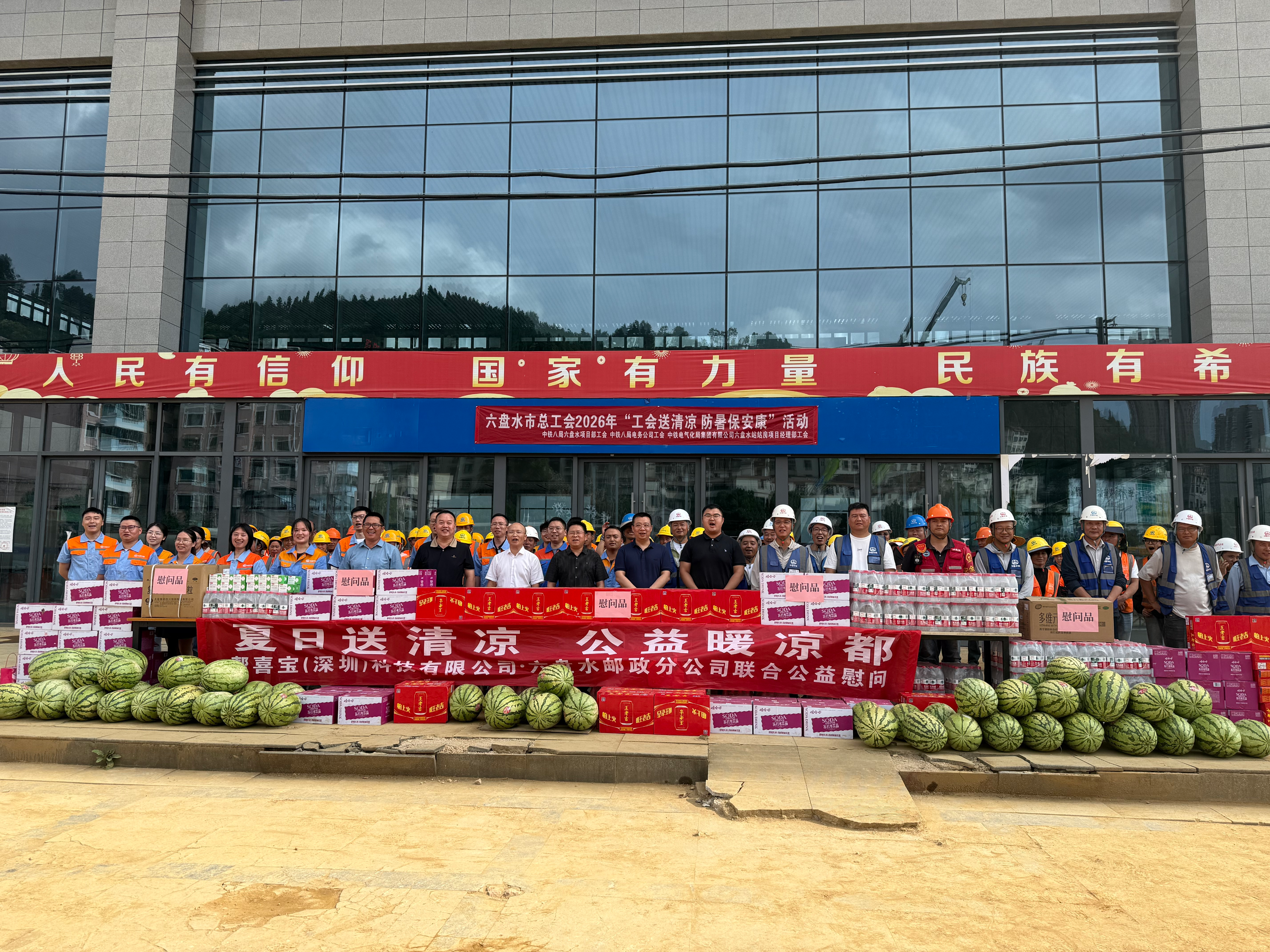 图片1 图片1