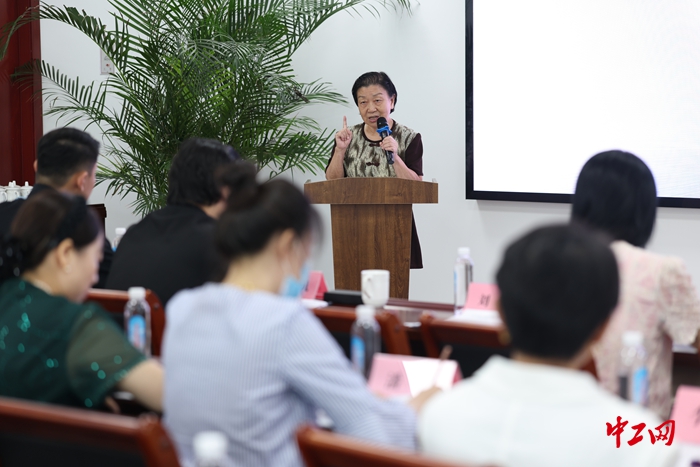 08.刘霞老师讲话