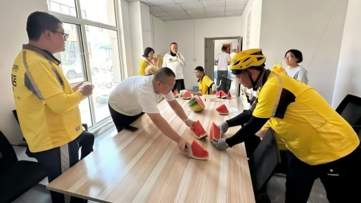 山东招远市总工会全域“送清凉”筑牢高温劳动保护防线