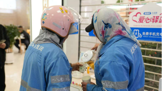 内蒙古赤峰市总工会“小驿站”承载“大服务”