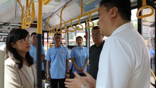 辽宁省辽阳市总工会开展2026年度“夏送清凉”走访慰问活动