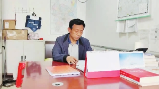 寇之明：“村民一个电话，马上就办”