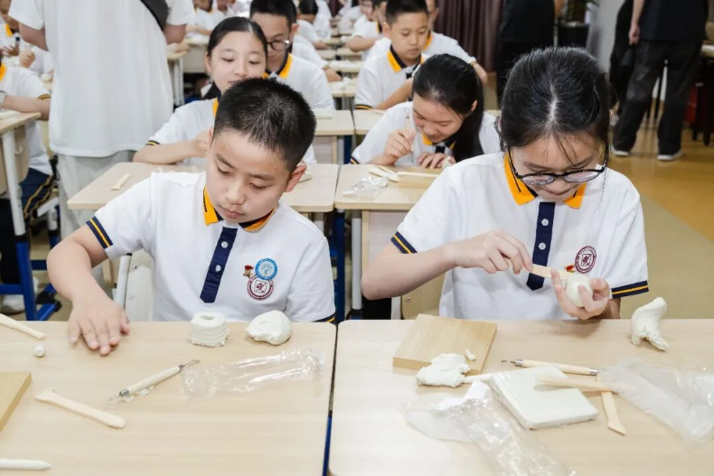 图片4 图片4