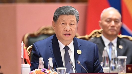 习近平出席金砖国家领导人第十八次会晤第二阶段会议并发表重要讲话