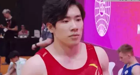 拼搏铸永“恒”