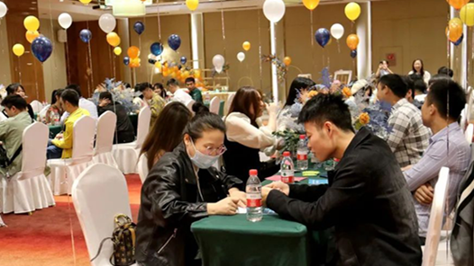 假期婚恋服务“不打烊” 嘉工鹊桥会为单身职工架起幸福桥